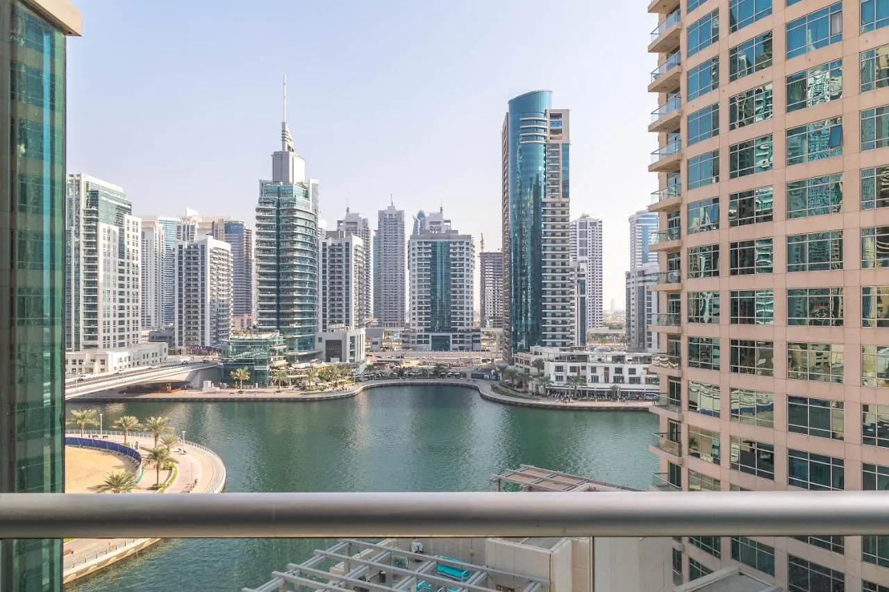 דירה דובאי Nasma Luxury Stays - Pastel-Colored Apt With Jaw-Dropping Marina Views